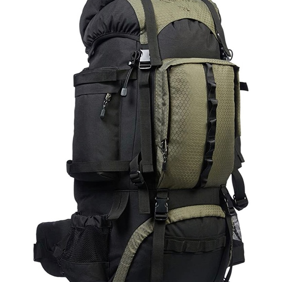 Amazon Basics Internal Frame Hiking Backpack with Rainfly Going Cheap. - Picture 3 of 7